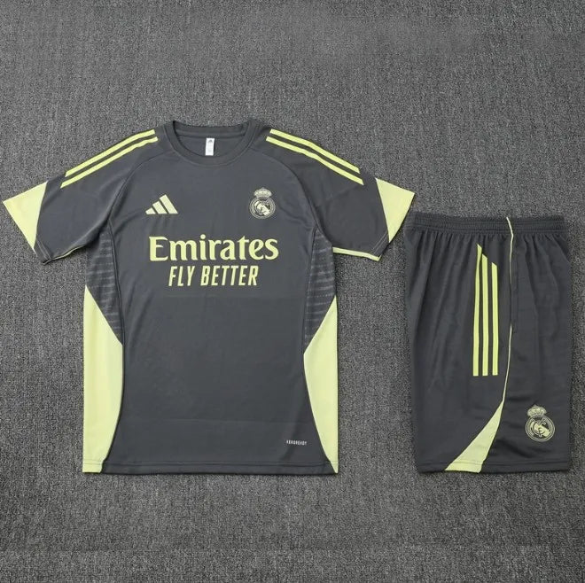 Real Madrid 2025/2026 Short Sleeve/Shorts Tracksuit Grey