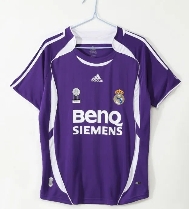 Real Madrid 2006/2007 Away Retro