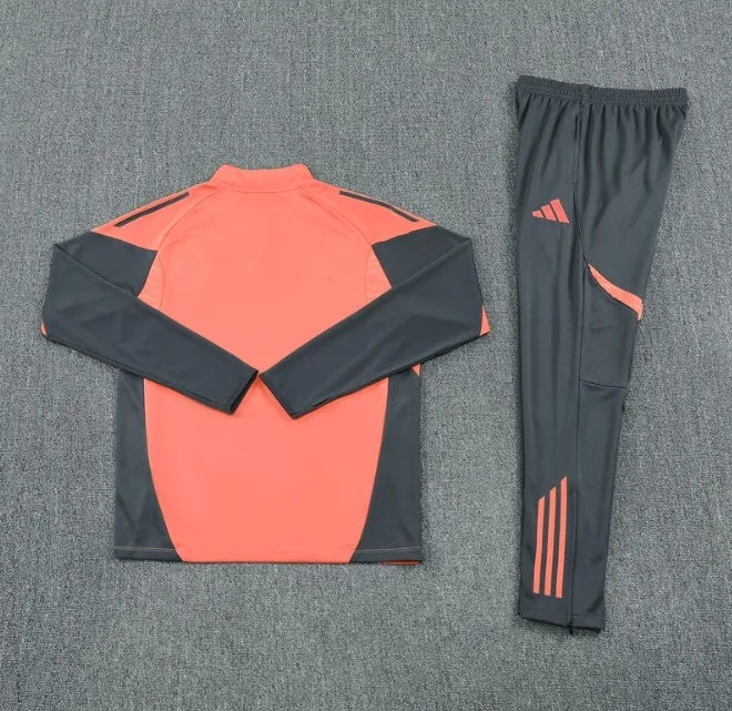 Bayern Munich 2025/2026 1/4 Zipper Tracksuit Orange