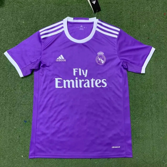 Real Madrid 2016/2017 Away