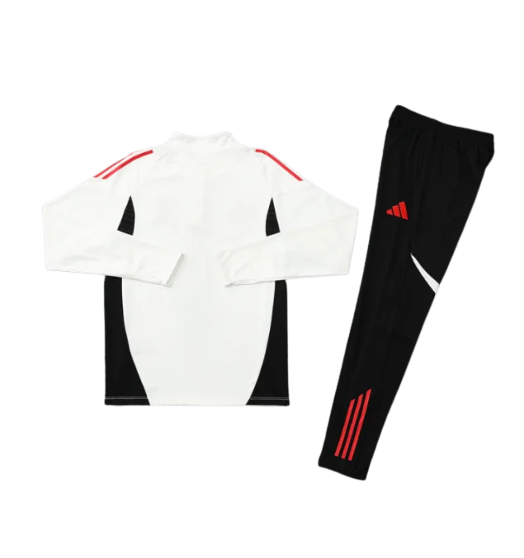 Liverpool 2025/2026 1/4 Zipper Tracksuit White