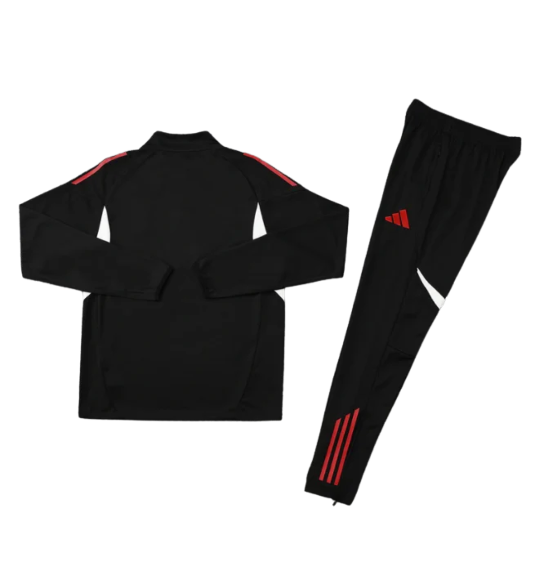 Liverpool 2025/2026 1/4 Zipper Tracksuit Black