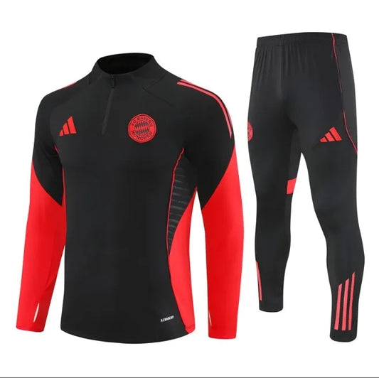 Bayern Munich 2025/2026 1/4 Zipper Tracksuit Black